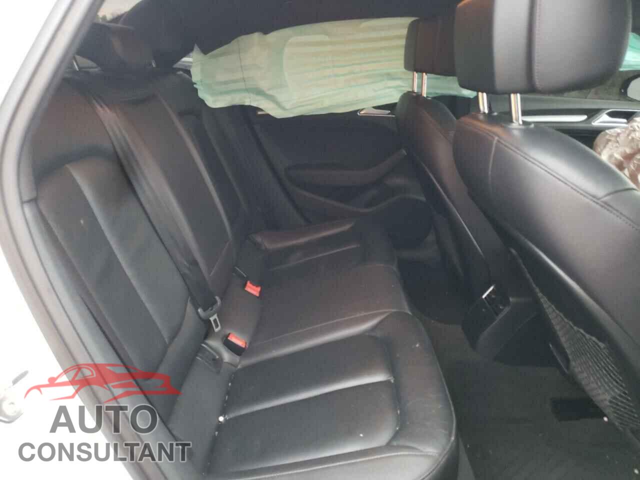 AUDI A3 2017 - WAUB8GFF7H1041105
