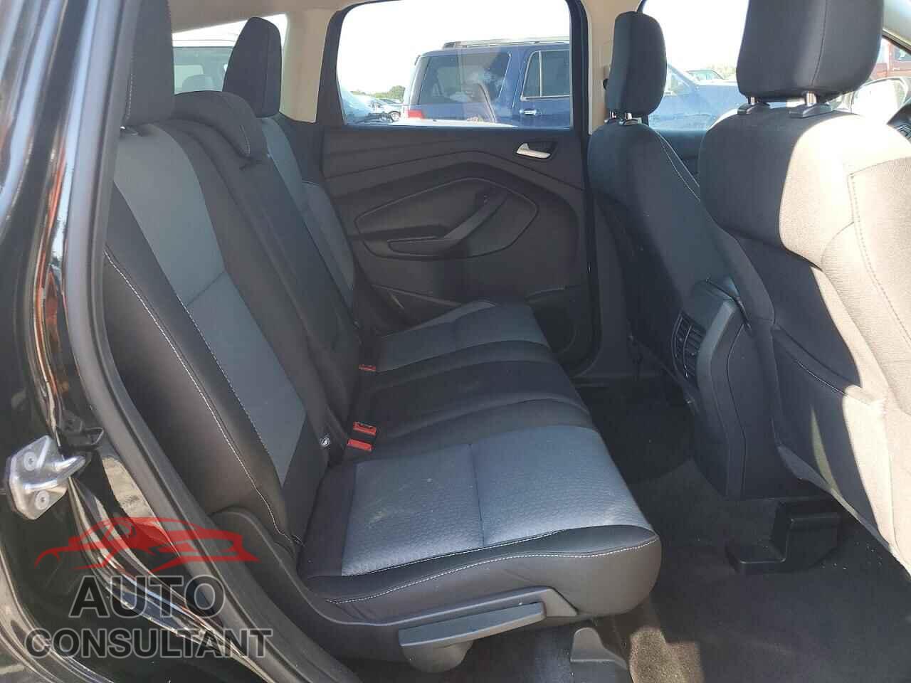 FORD ESCAPE 2018 - 1FMCU9GD1JUB23939