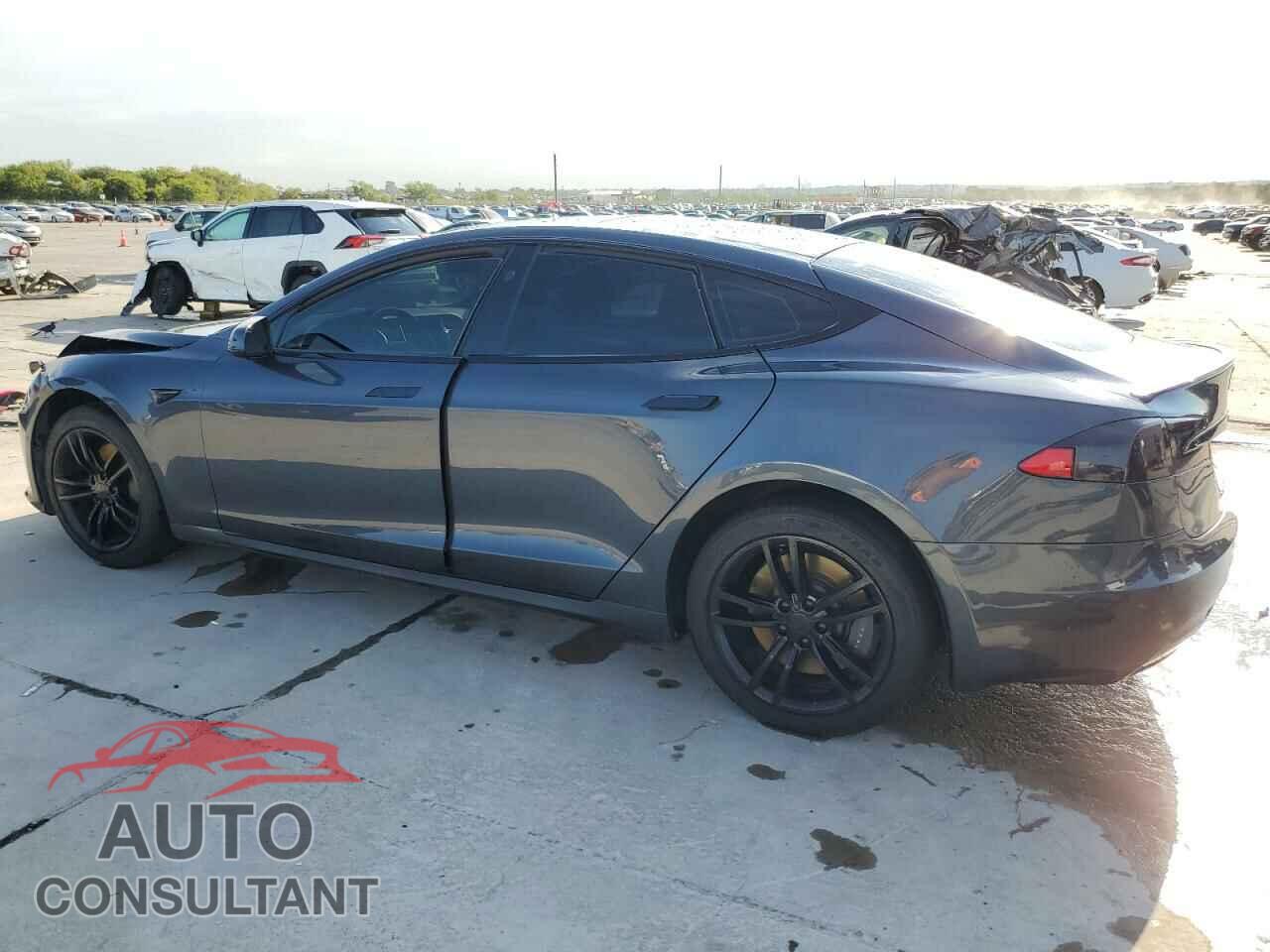 TESLA MODEL S 2017 - 5YJSA1E14HF195286