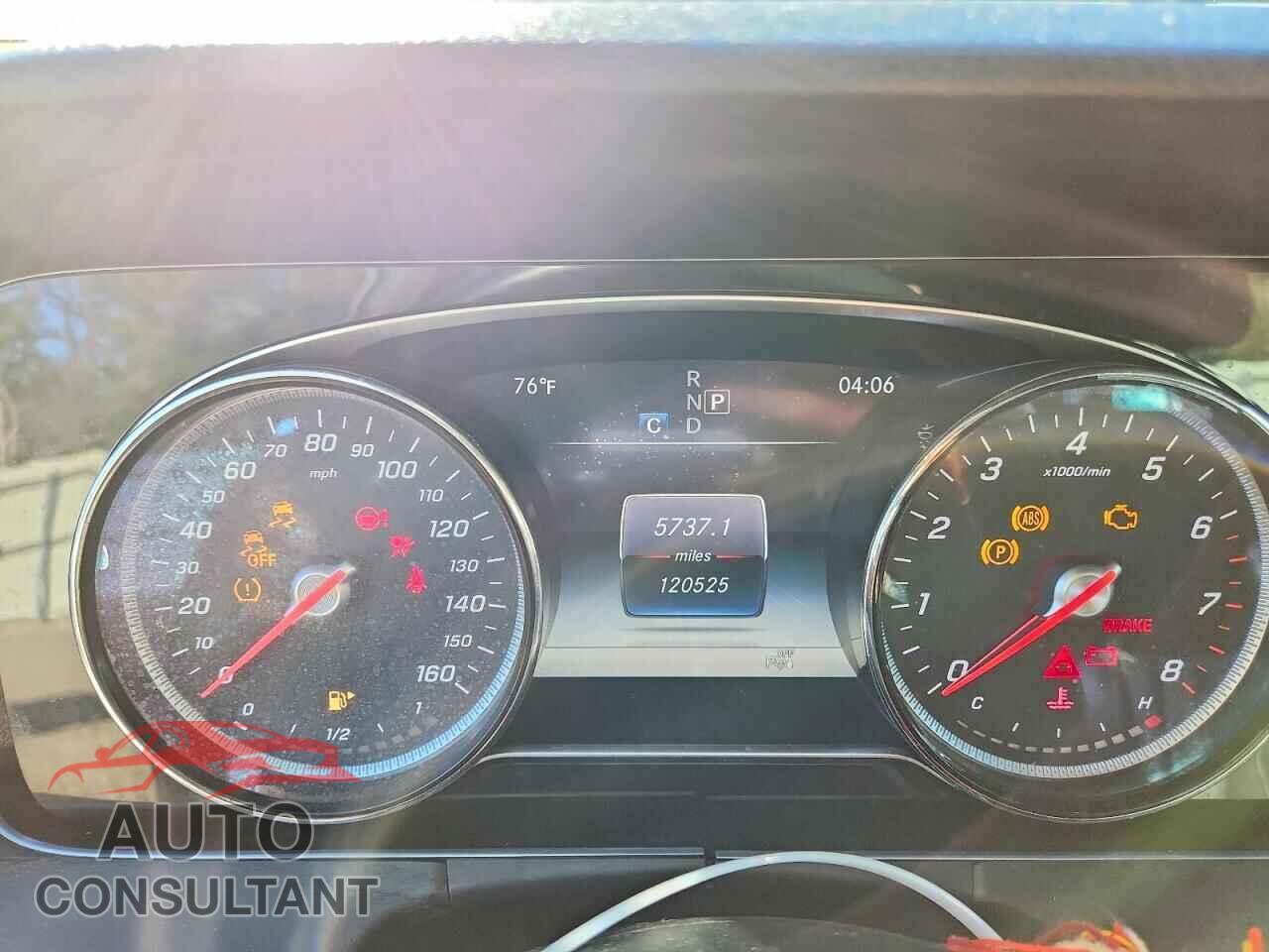 MERCEDES-BENZ E-CLASS 2017 - WDDZF4KB3HA158095