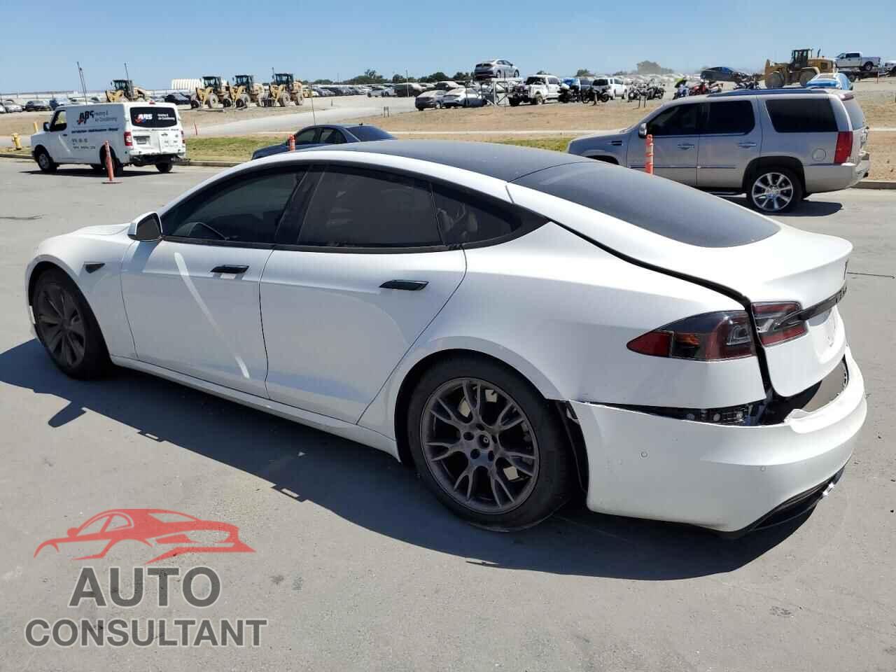 TESLA MODEL S 2022 - 5YJSA1E57NF465156