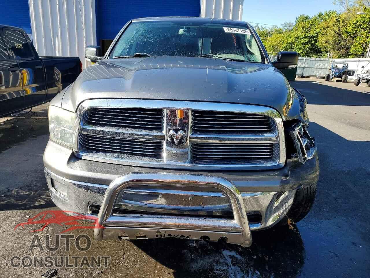DODGE RAM 1500 2011 - 1D7RV1CR5BS552465