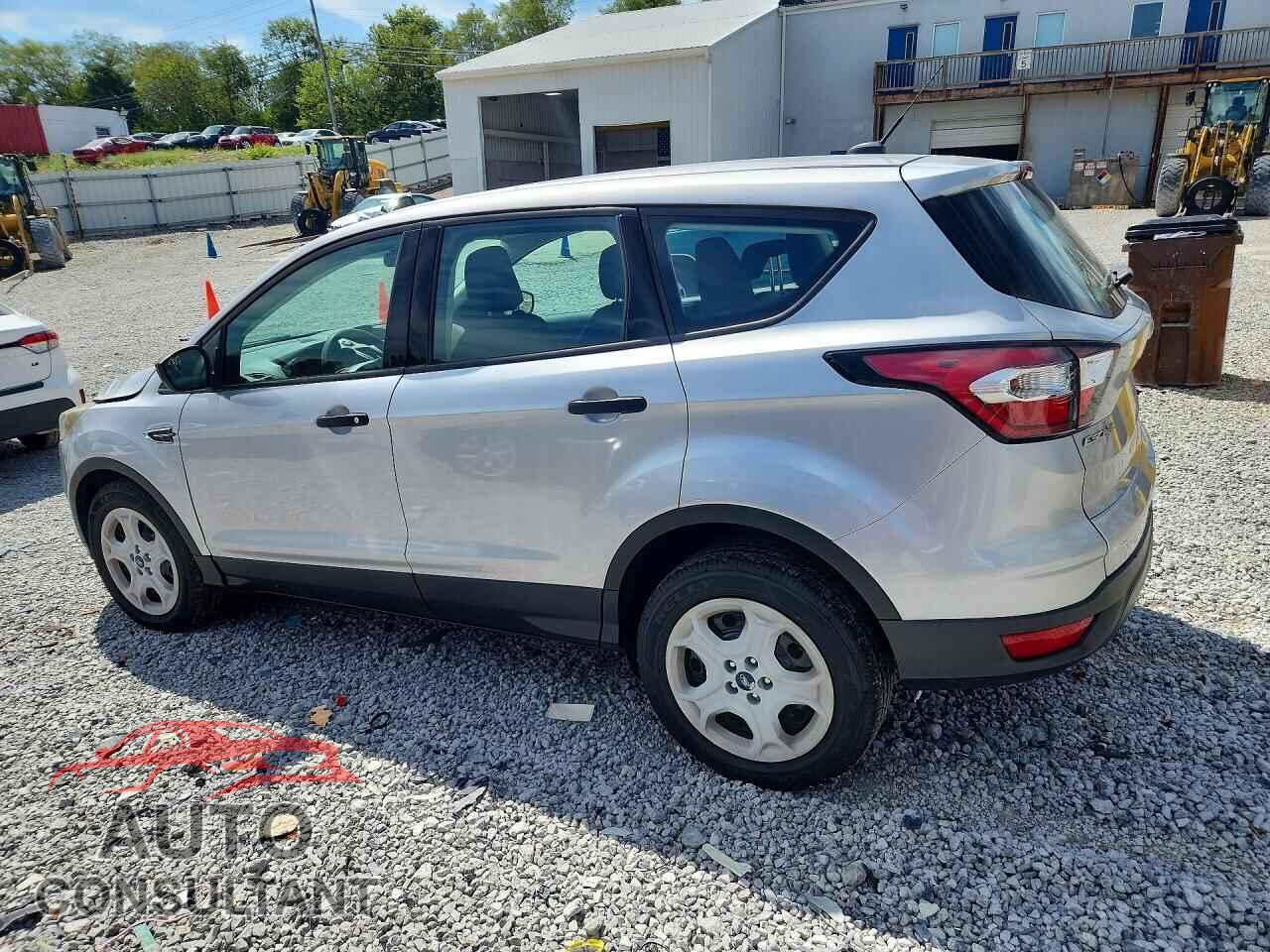 FORD ESCAPE 2018 - 1FMCU0F7XJUB39886