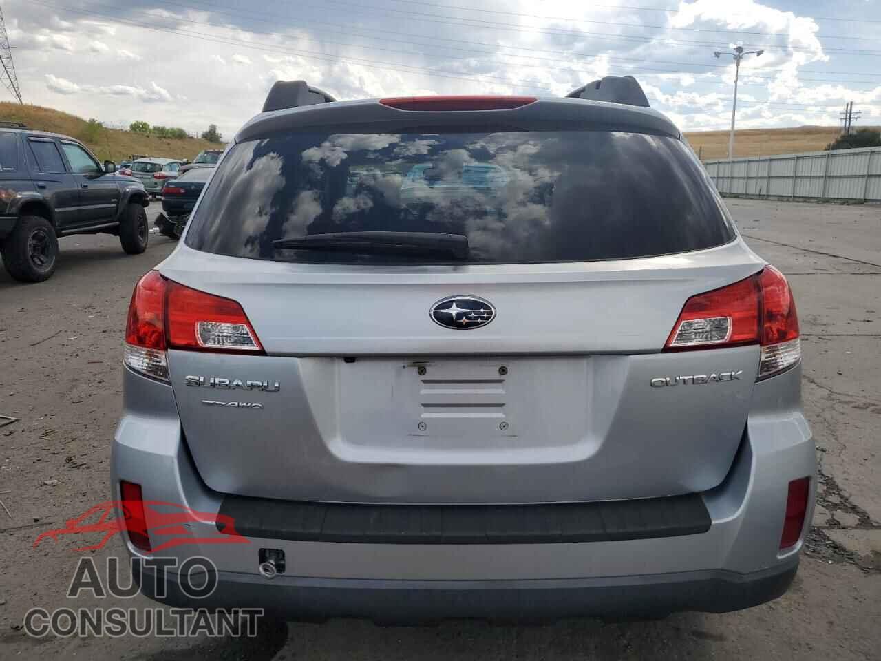SUBARU OUTBACK 2013 - 4S4BRCGC8D3206473