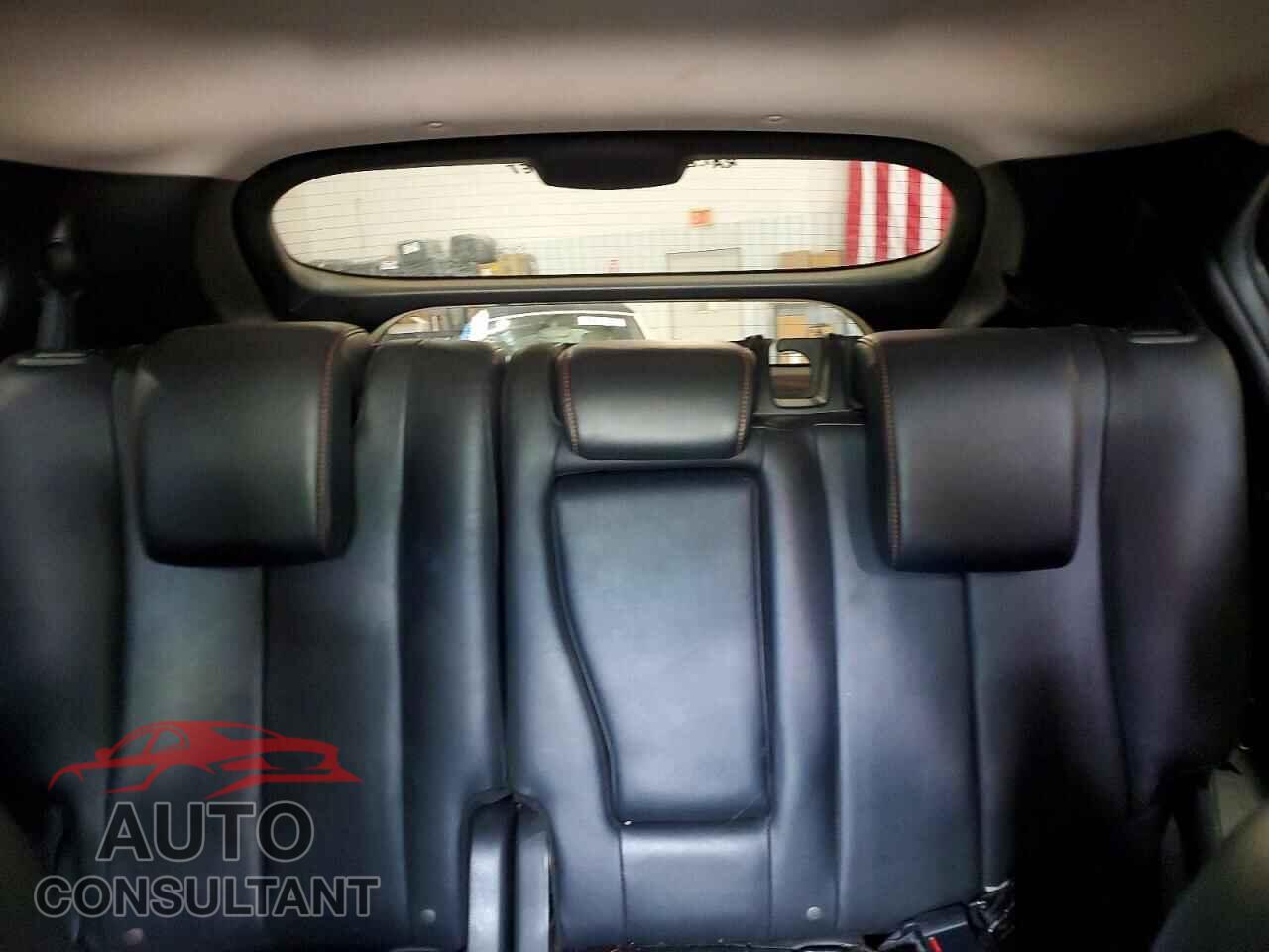 MITSUBISHI ECLIPSE 2018 - JA4AT5AAXJZ068071