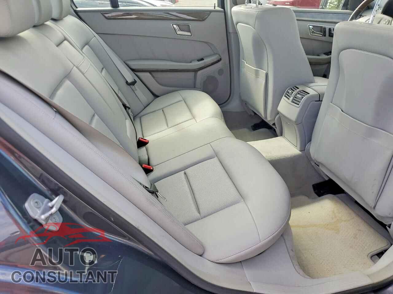 MERCEDES-BENZ E-CLASS 2010 - WDDHF8HB0AA192351