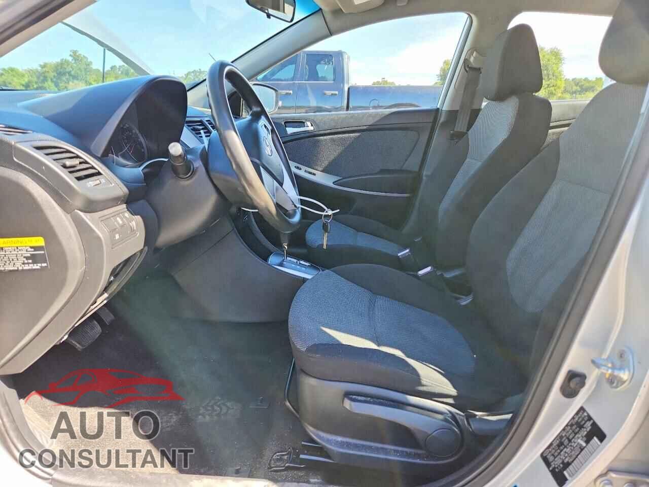HYUNDAI ACCENT 2013 - KMHCT5AE2DU076535