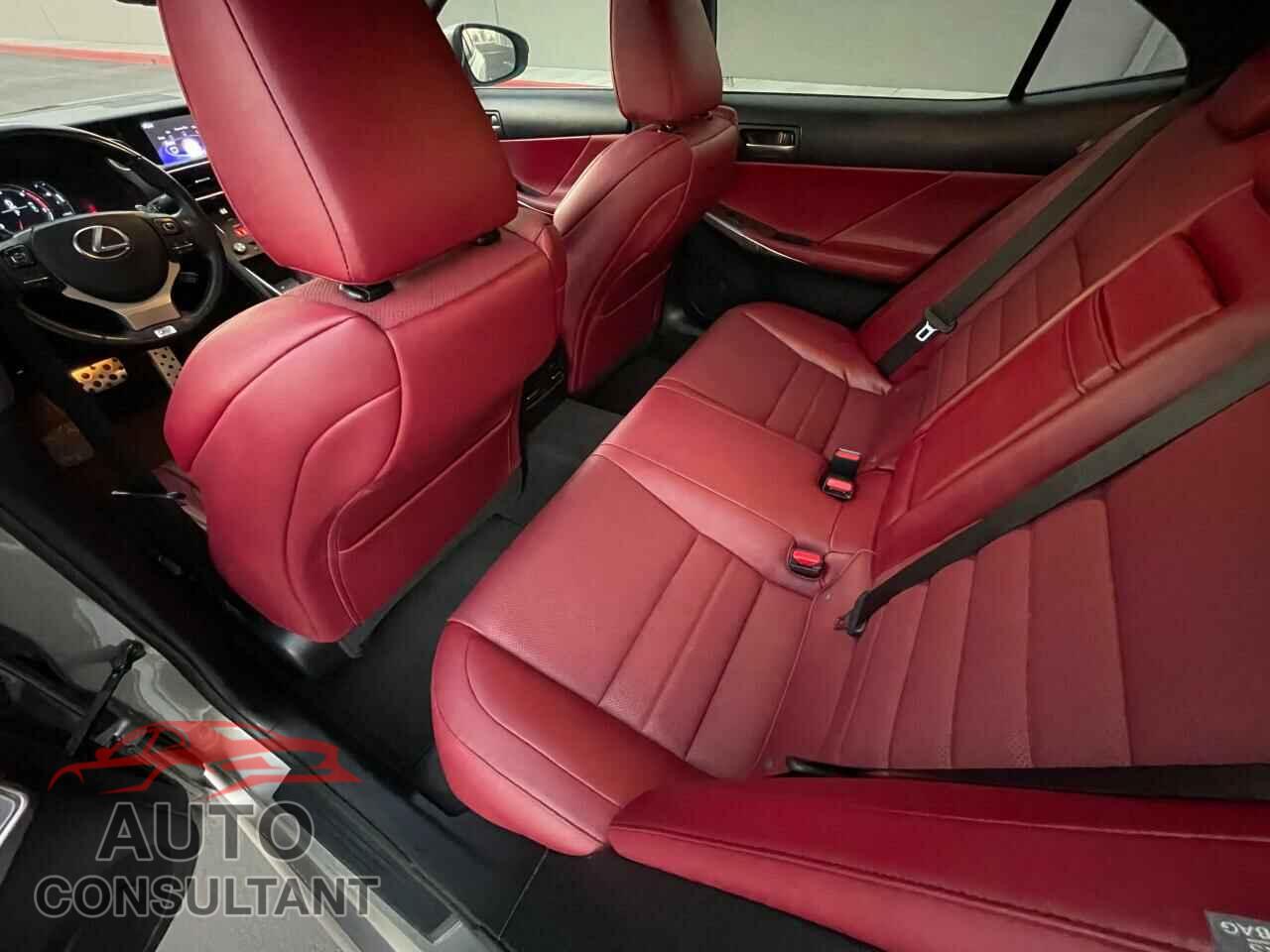 LEXUS IS 2017 - JTHBA1D23H5055868