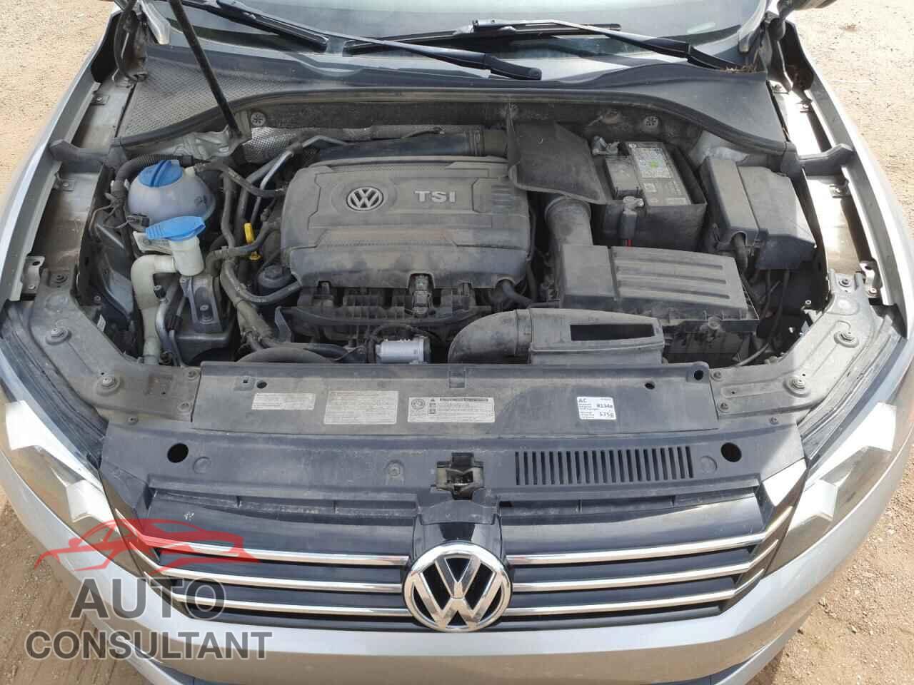 VOLKSWAGEN PASSAT 2014 - 1VWBS7A38EC036624