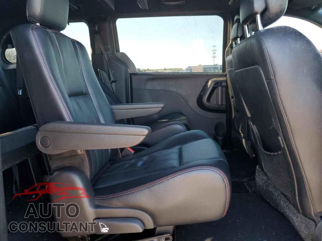 DODGE CARAVAN 2015 - 2C4RDGEG9FR581202