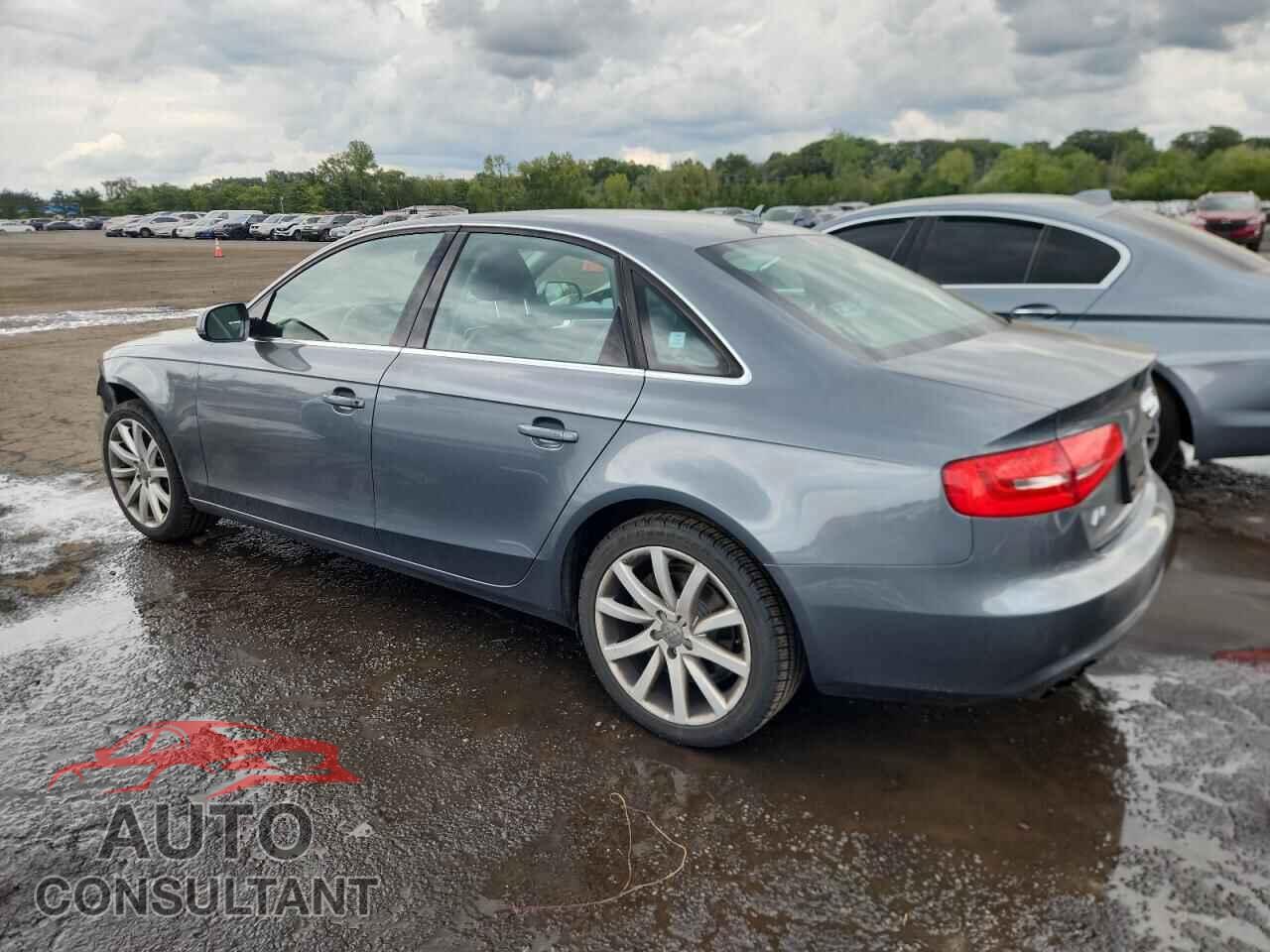 AUDI A4 2013 - WAUFFAFL8DN029087