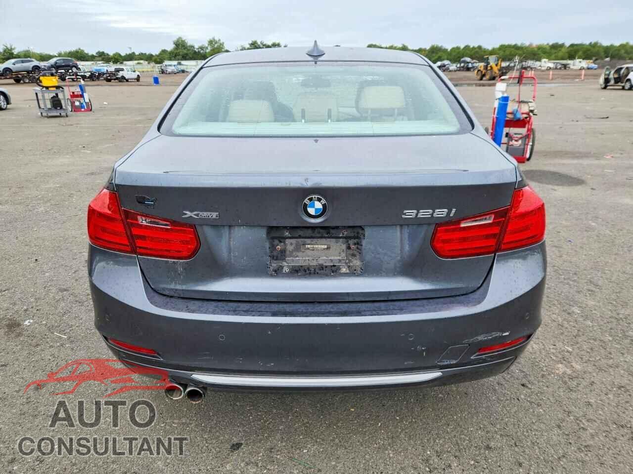 BMW 3 SERIES 2013 - WBA3B5C55DF598744