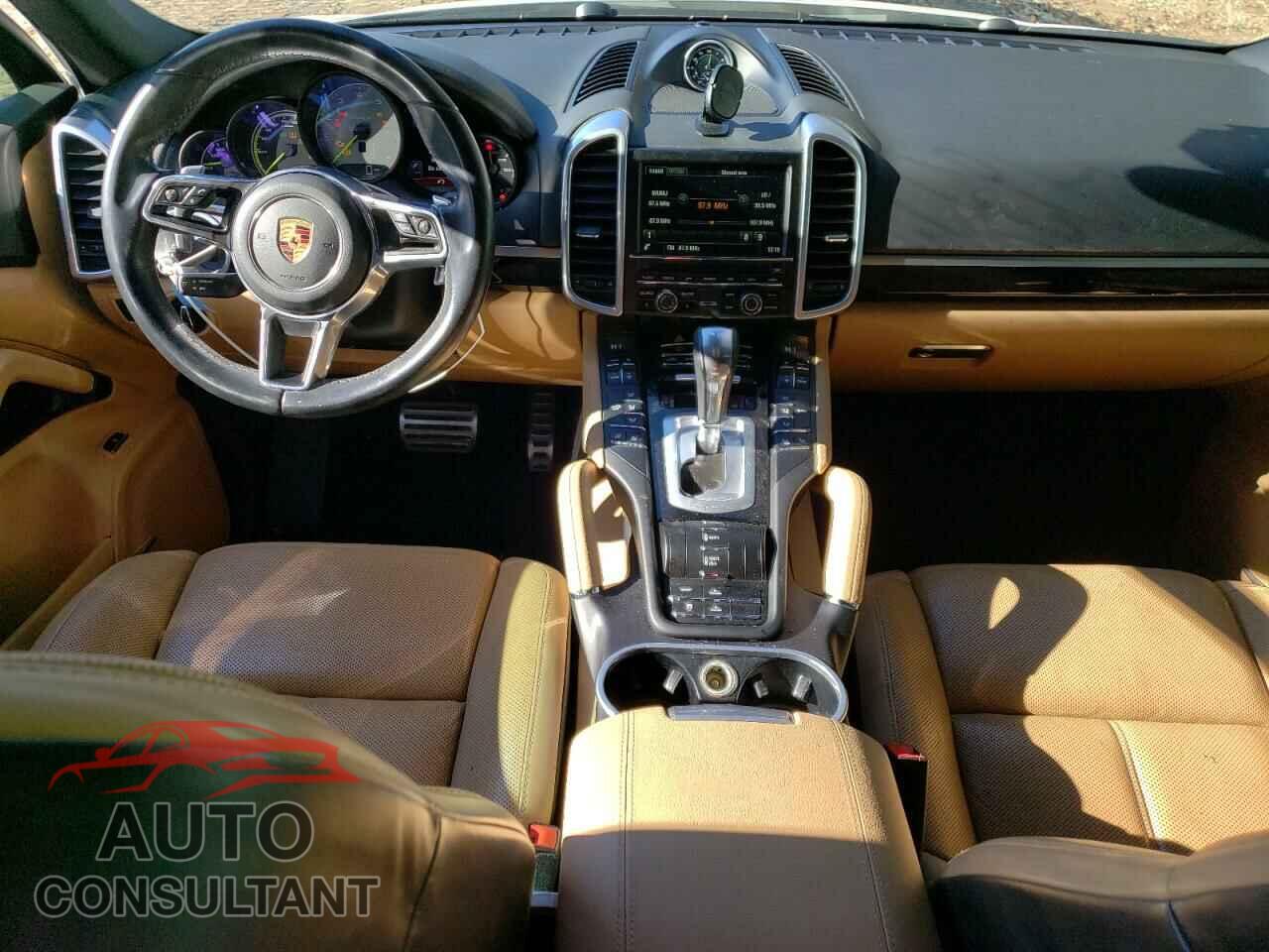 PORSCHE CAYENNE 2016 - WP1AE2A20GLA62751