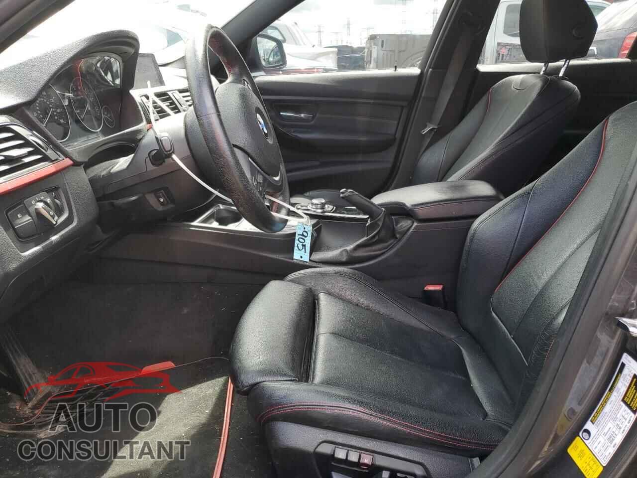 BMW 3 SERIES 2012 - WBA3A5C55CF257328