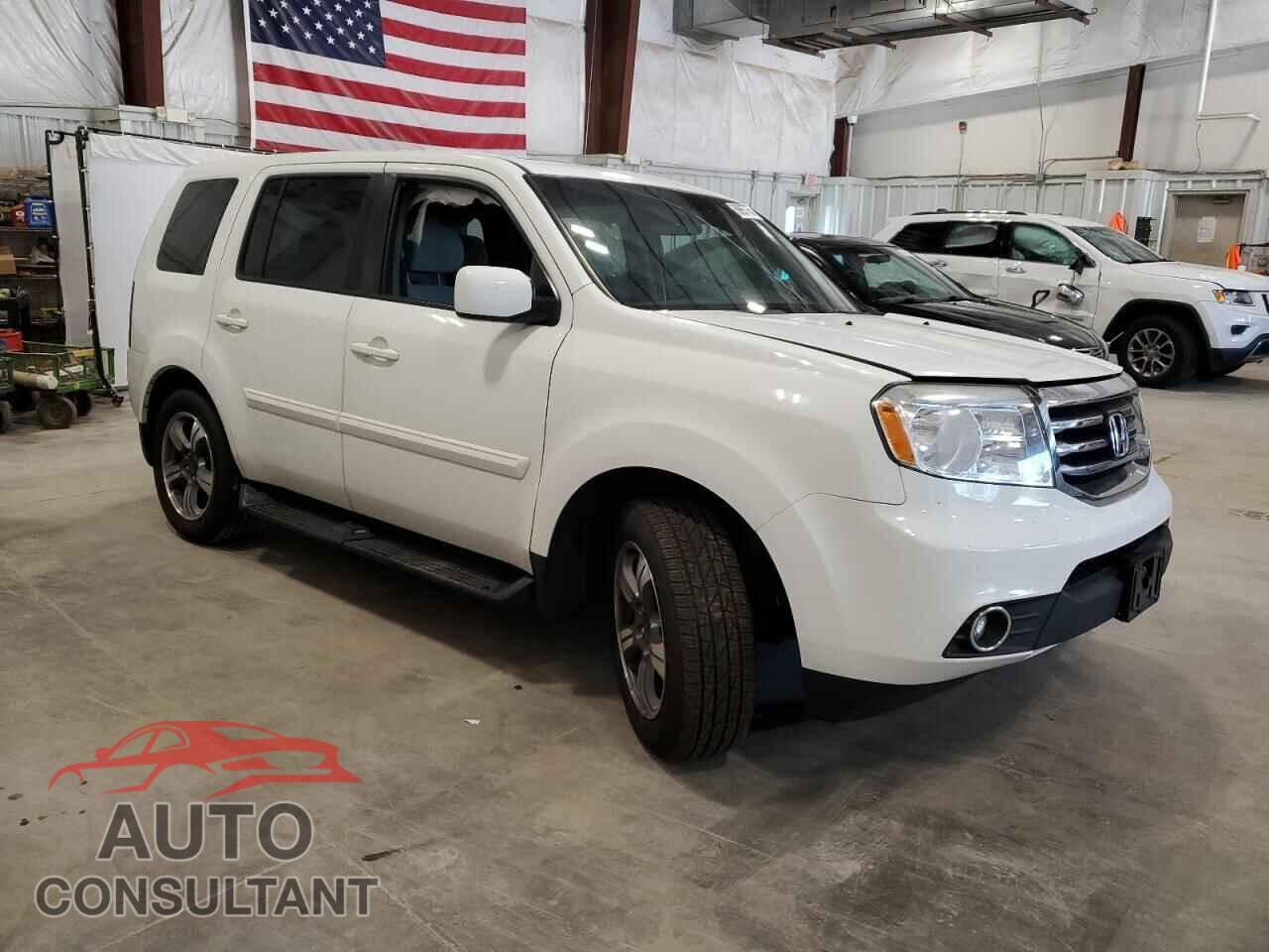 HONDA PILOT 2015 - 5FNYF4H36FB064836