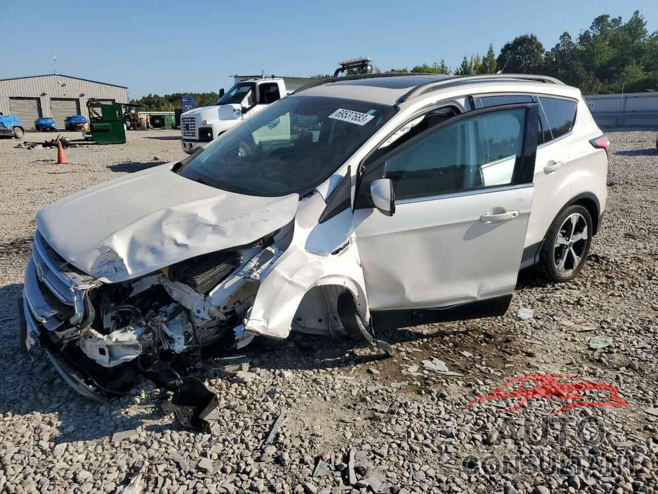 FORD ESCAPE 2018 - 1FMCU0HD7JUA56564