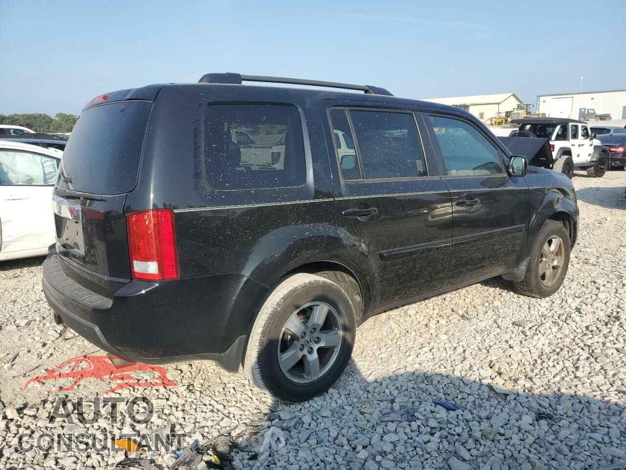HONDA PILOT 2011 - 5FNYF3H53BB001926