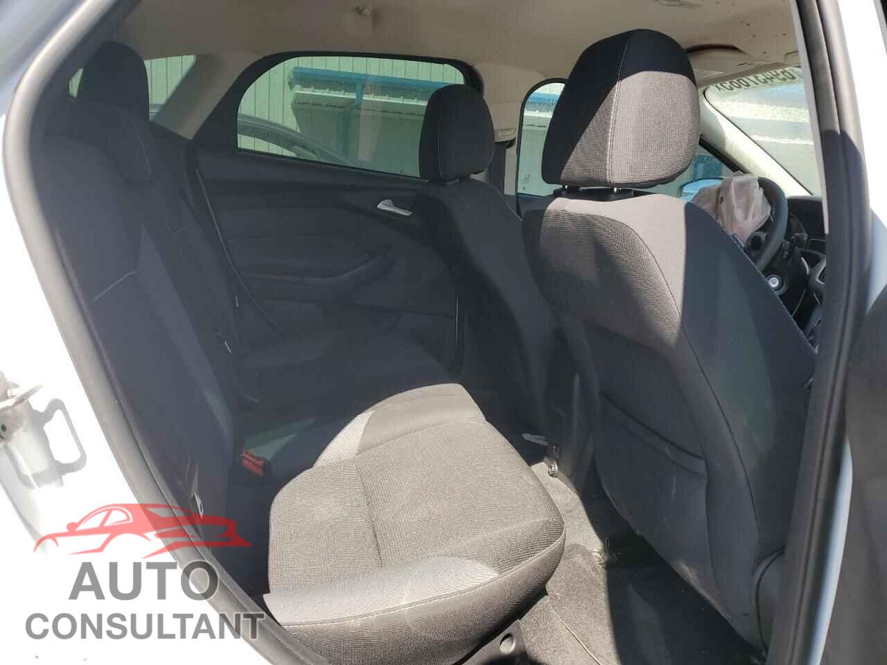 FORD FOCUS 2013 - 1FADP3K20DL264875