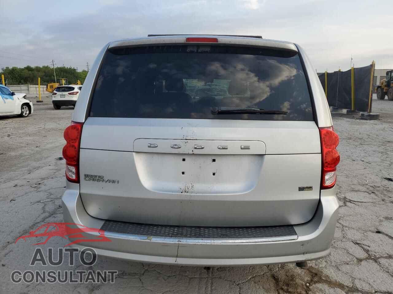 DODGE CARAVAN 2011 - 2D4RN3DG1BR640456