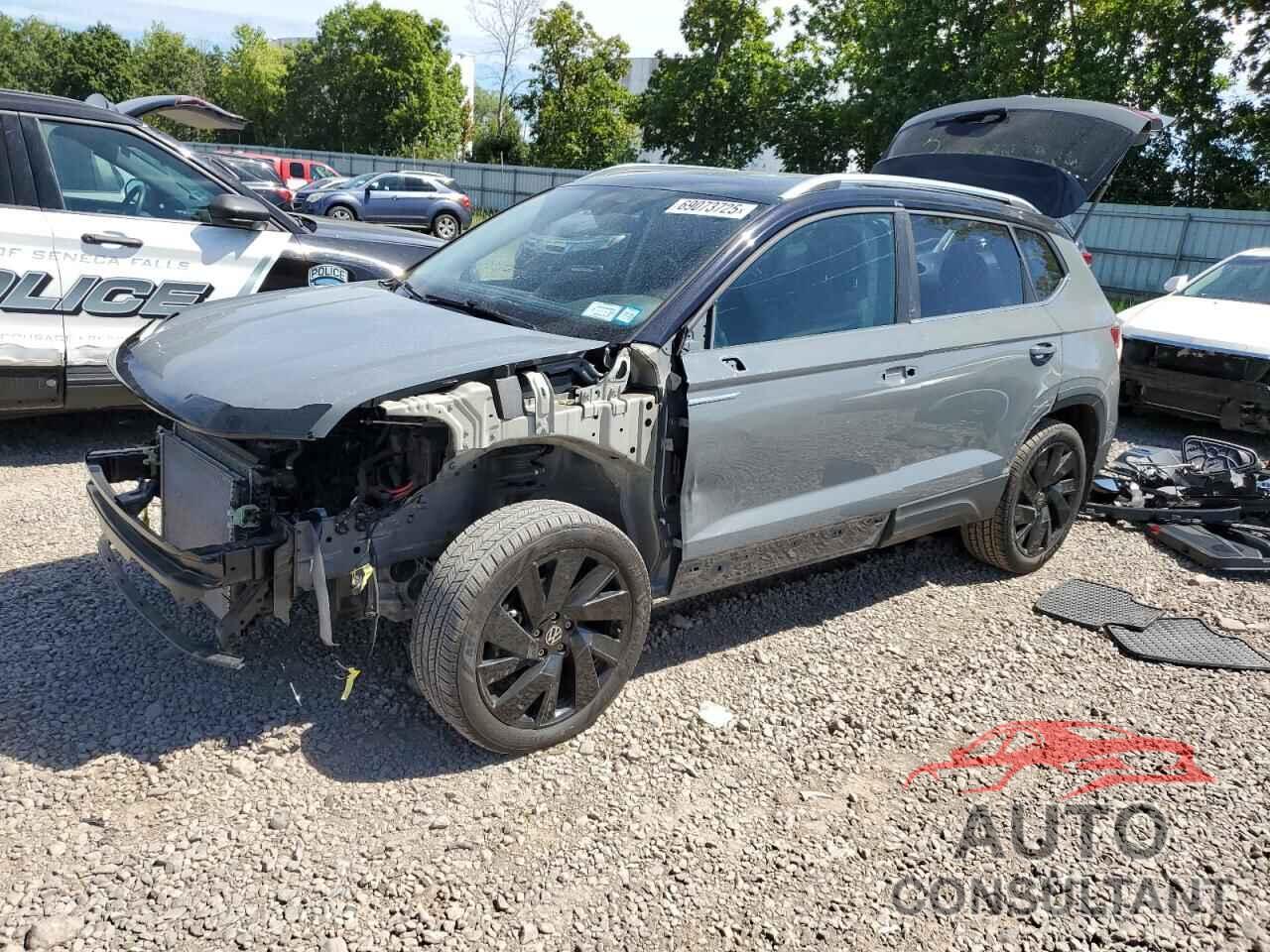 VOLKSWAGEN TAOS SE 2024 - 3VVVX7B27RM018239