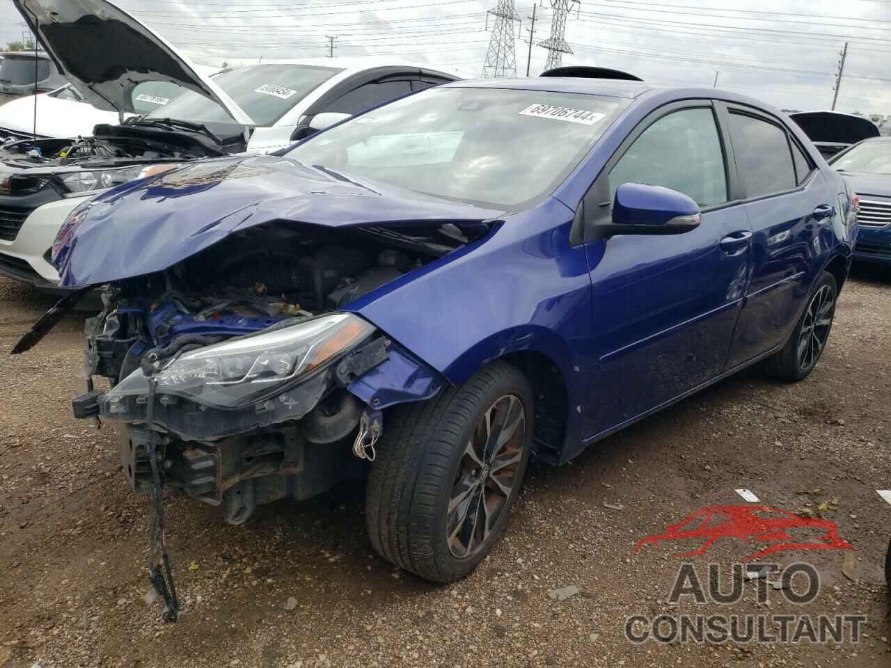 TOYOTA COROLLA 2018 - 2T1BURHE5JC037411