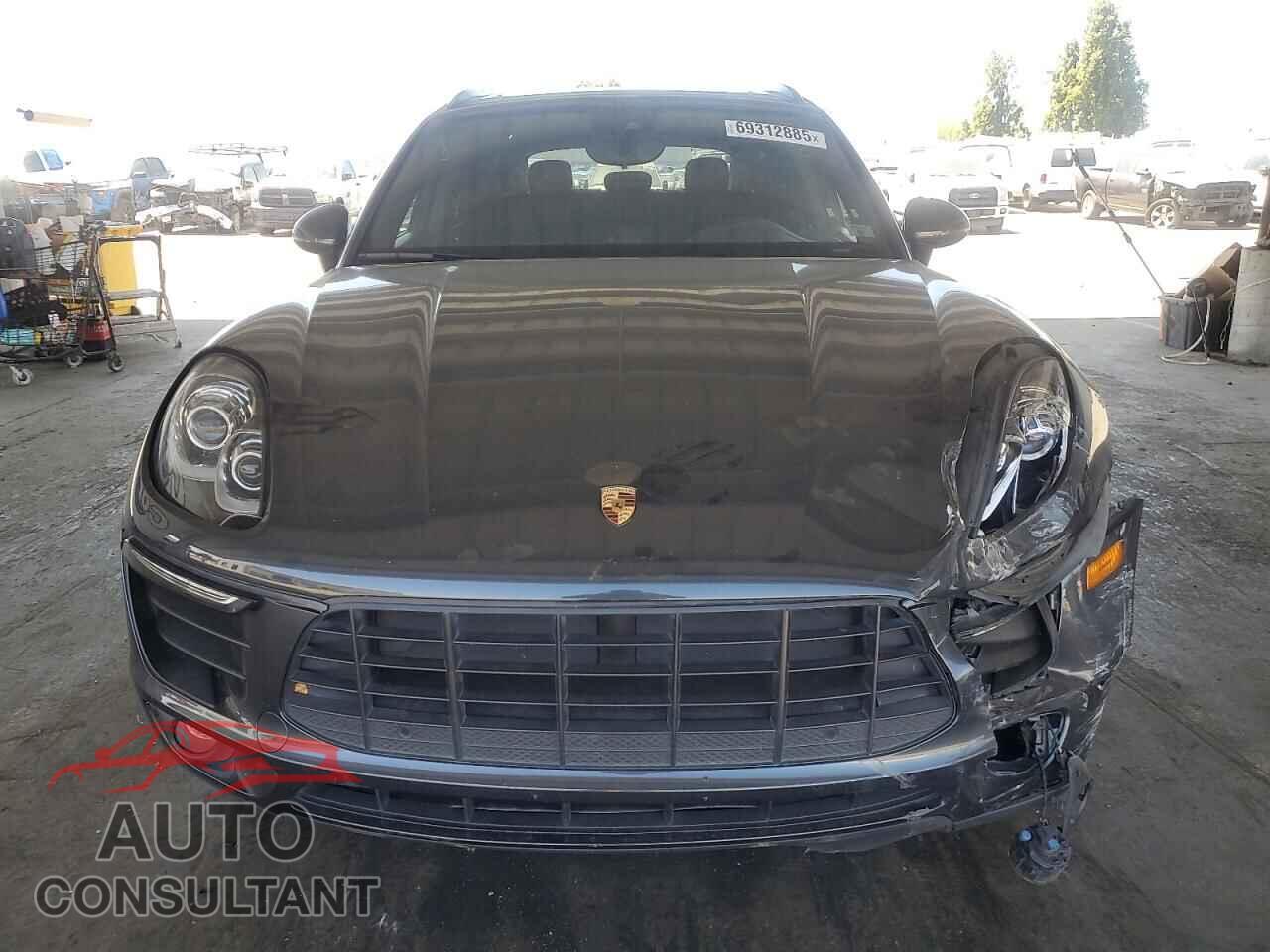 PORSCHE MACAN 2018 - WP1AA2A55JLB02528
