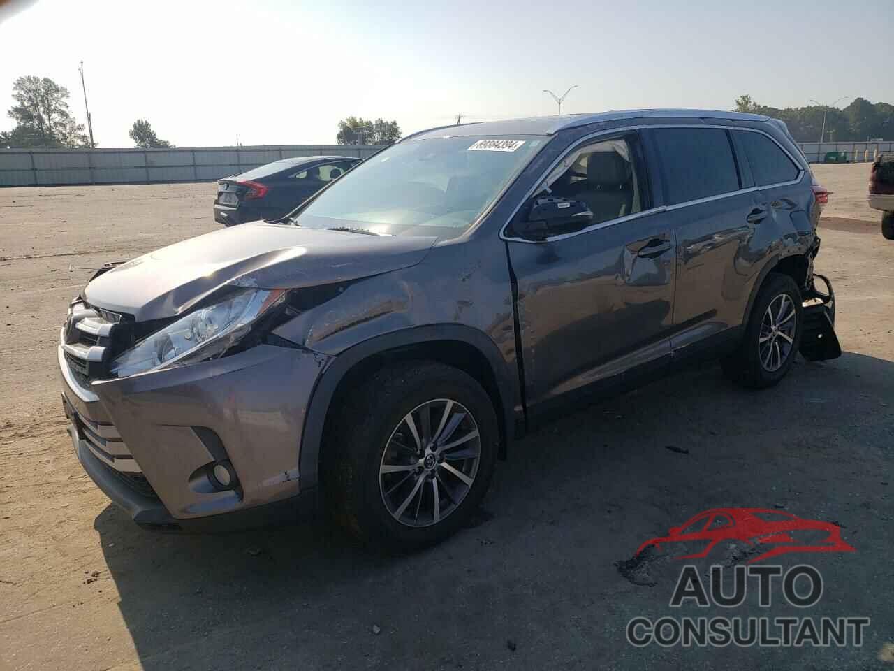 TOYOTA HIGHLANDER 2019 - 5TDJZRFH5KS610035