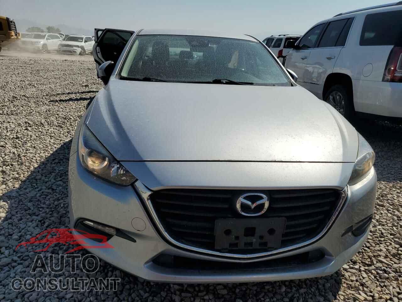 MAZDA 3 2017 - 3MZBN1V73HM137901