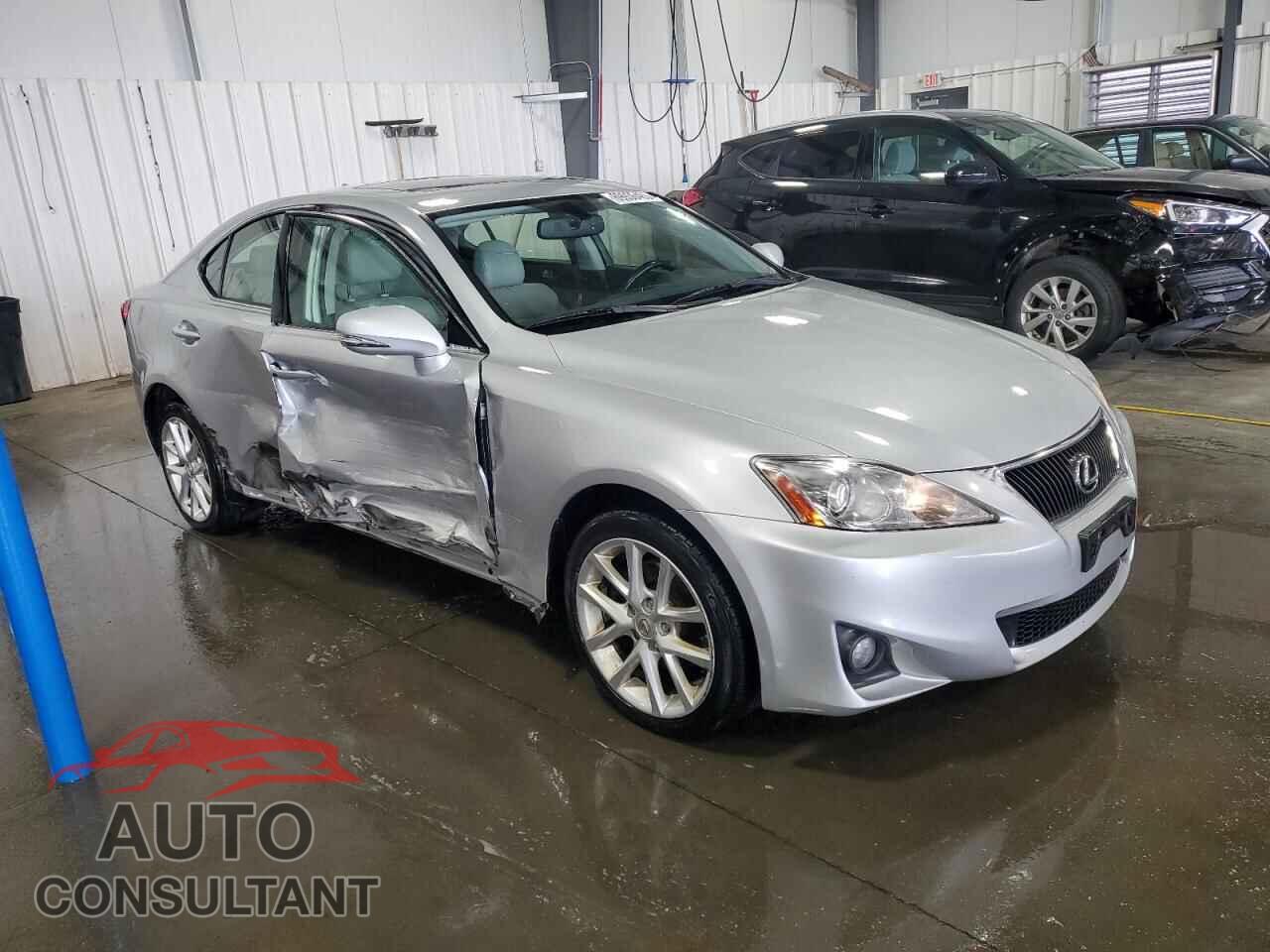 LEXUS IS 2012 - JTHCF5C22C5056906