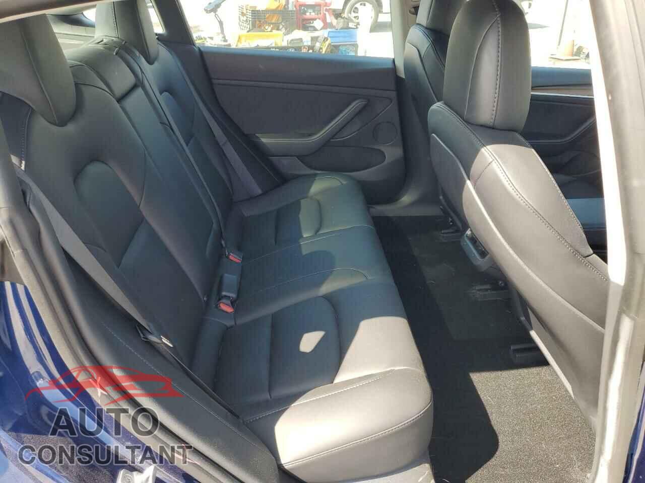 TESLA MODEL 3 2021 - 5YJ3E1EB8MF085840