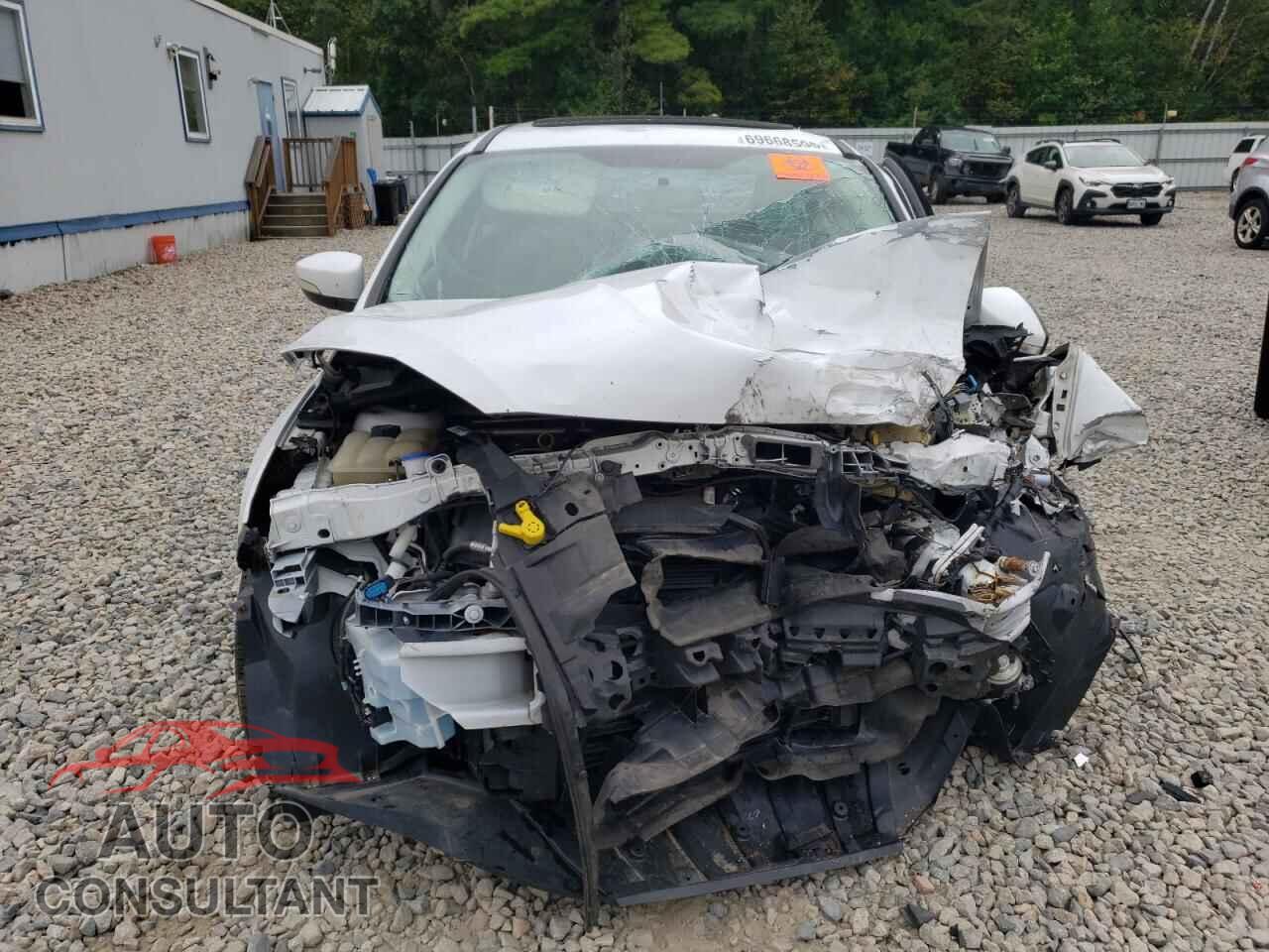 FORD FOCUS 2016 - 1FADP3K27GL319214