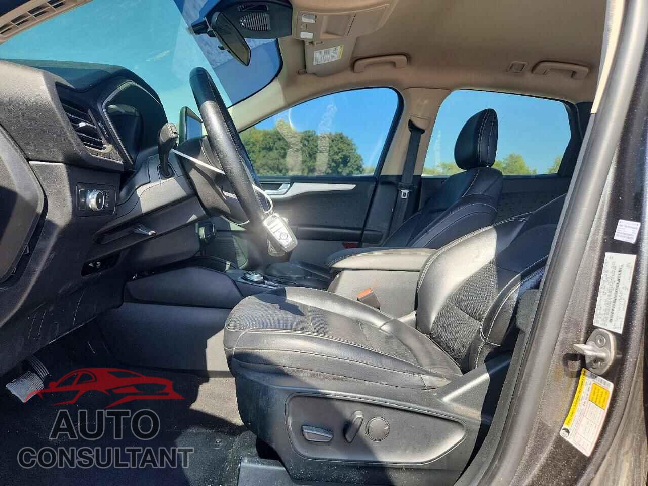FORD ESCAPE 2020 - 1FMCU0H69LUA05975