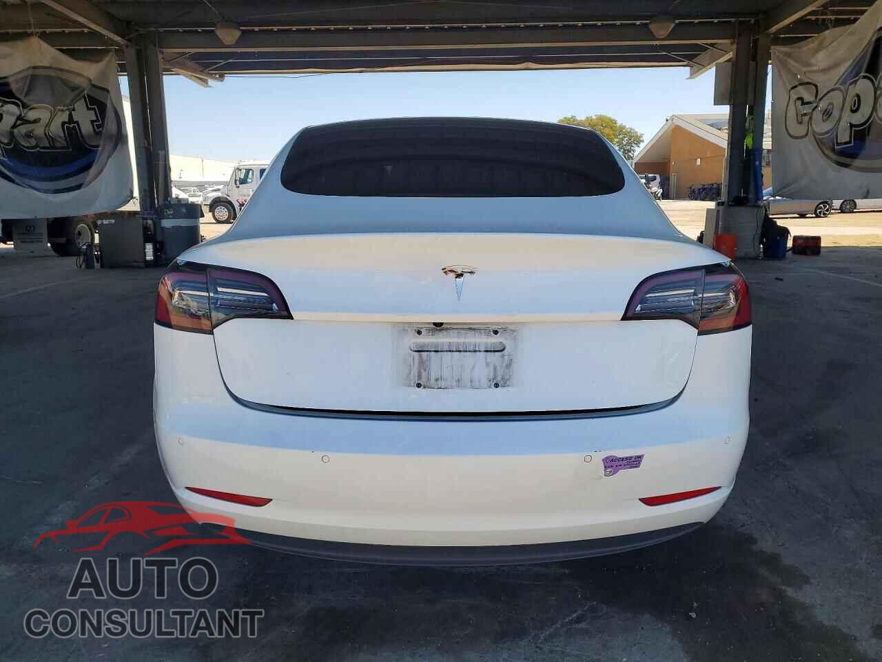 TESLA MODEL 3 2018 - 5YJ3E1EA7JF164662