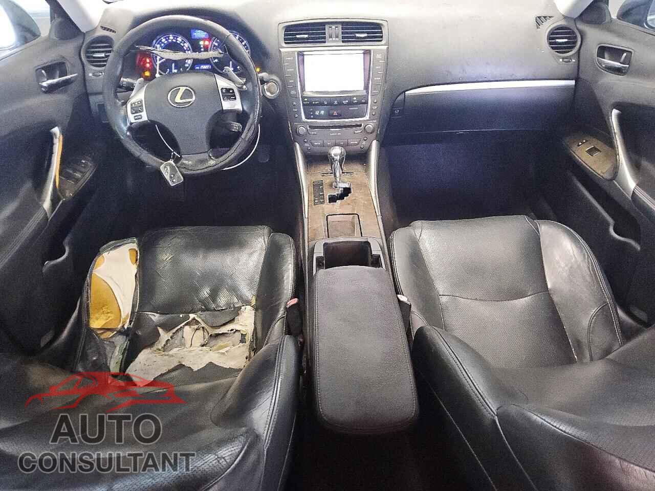 LEXUS IS 2012 - JTHBF5C22C5163210