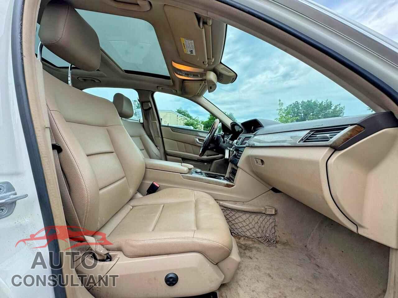 MERCEDES-BENZ E-CLASS 2011 - WDDHF8HB7BA349889