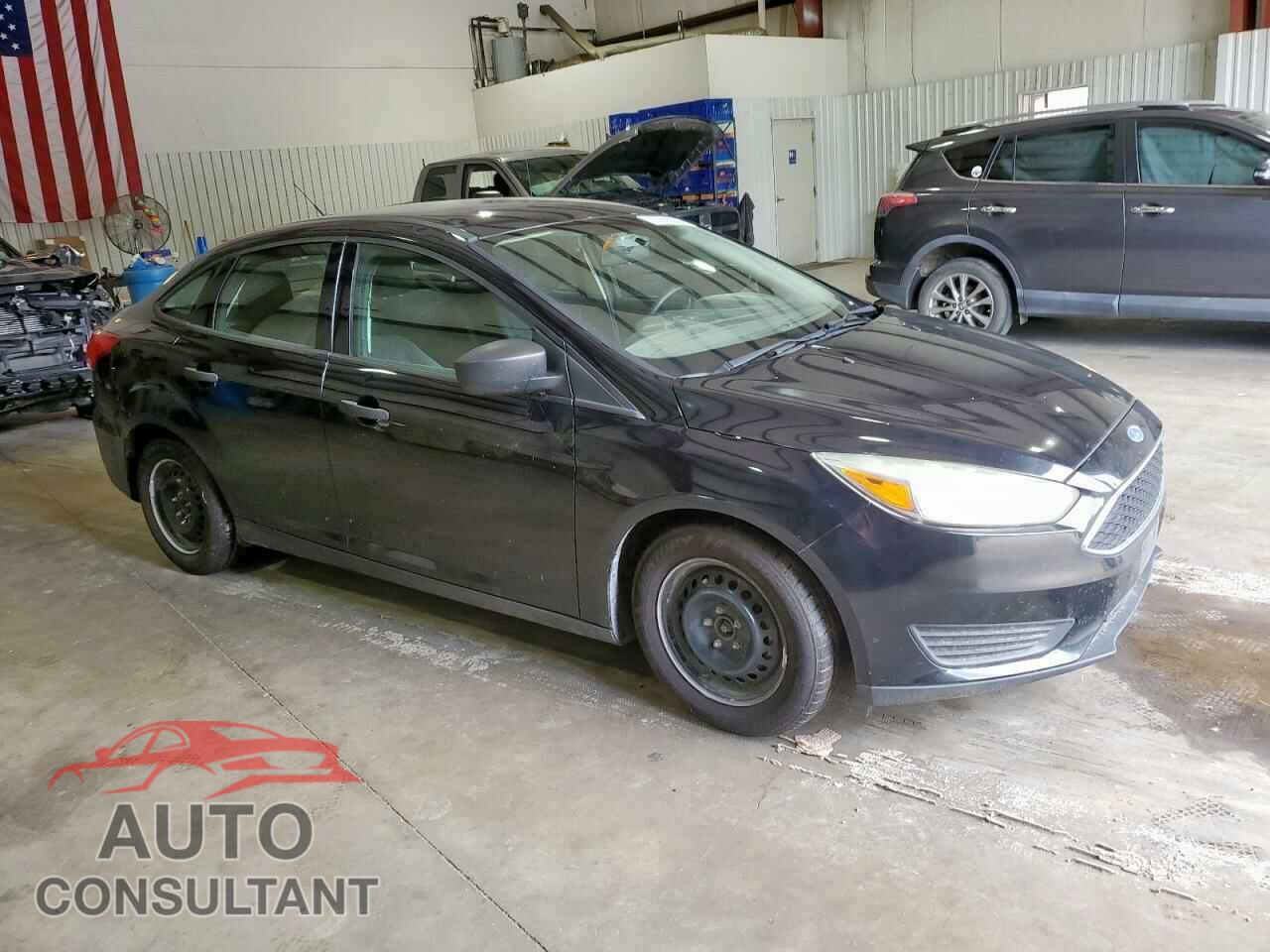 FORD FOCUS 2017 - 1FADP3E28HL244343