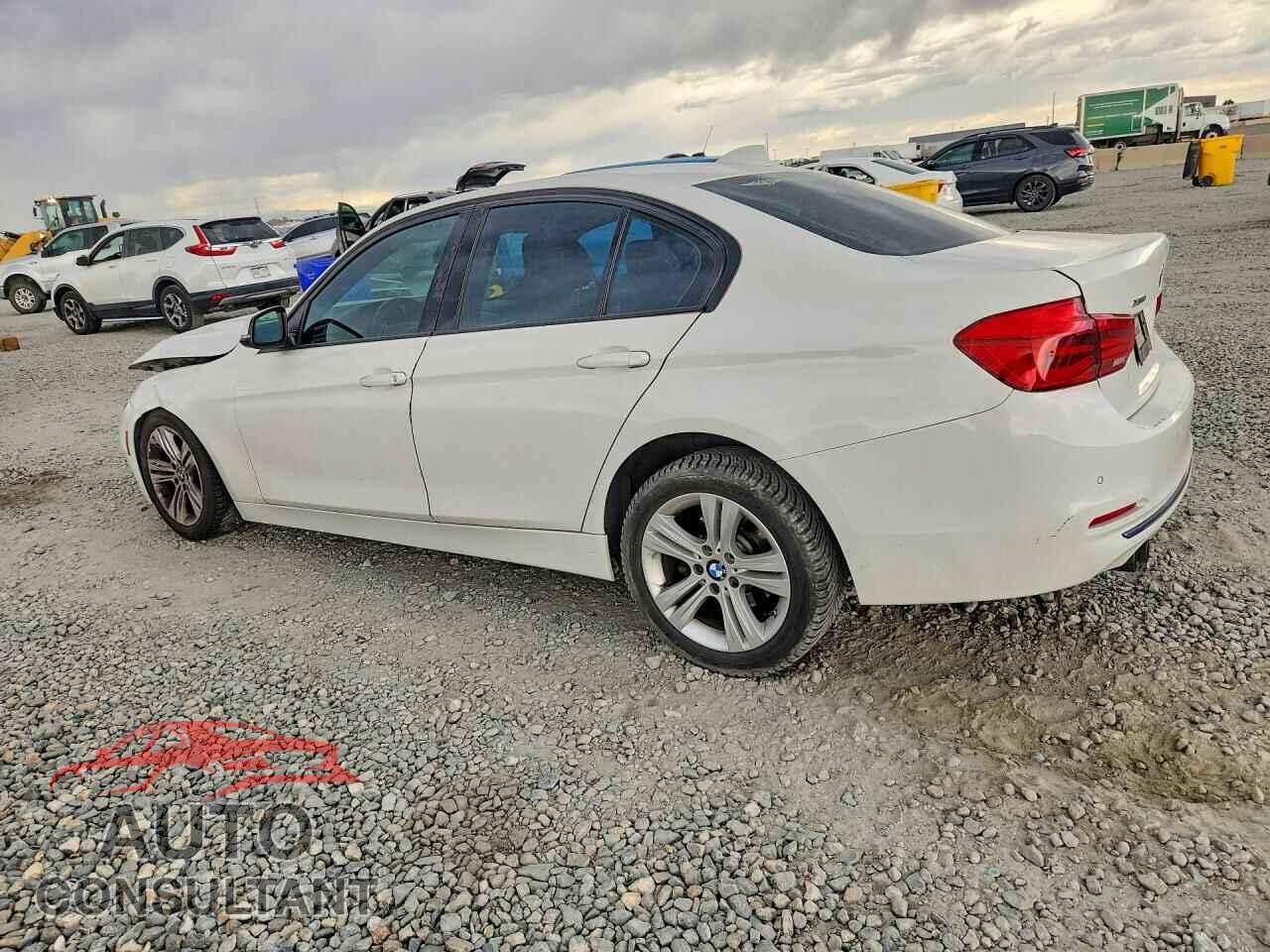 BMW 3 SERIES 2016 - WBA8E3G55GNU04199