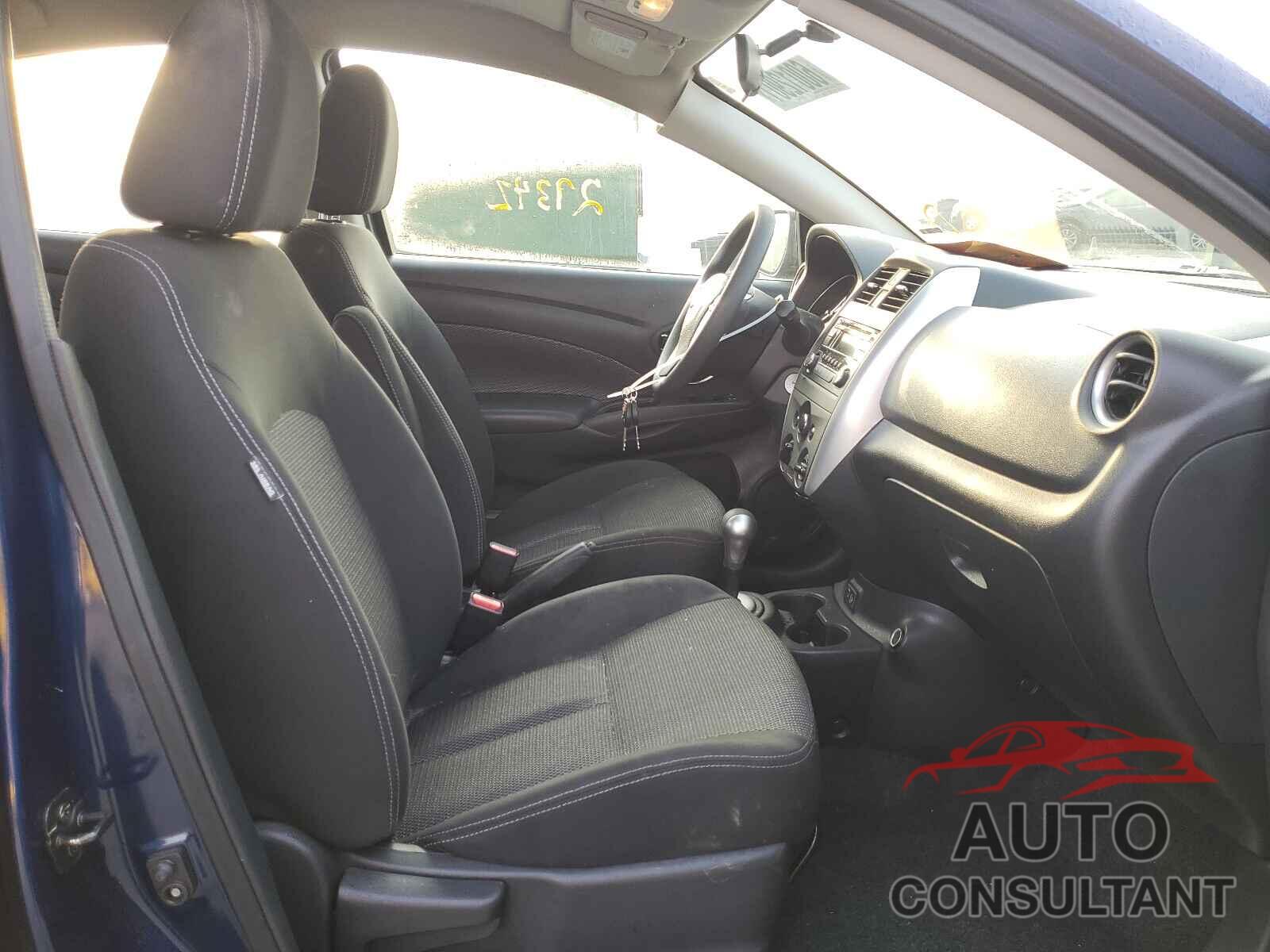 NISSAN VERSA 2018 - 3N1CN7AP1JL863173