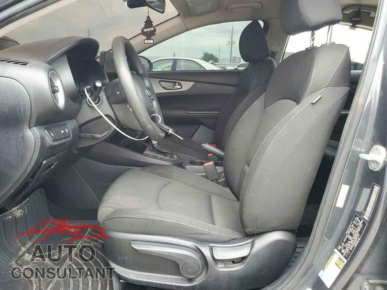 KIA FORTE 2019 - 3KPF24AD9KE007701