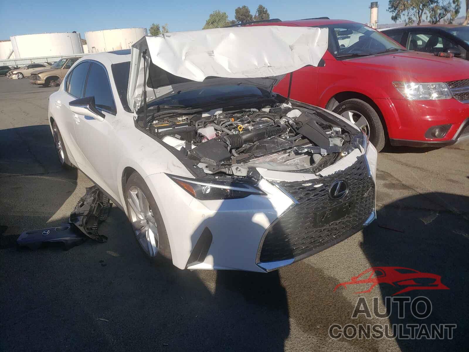 LEXUS IS 2021 - JTHCA1D22M5110289