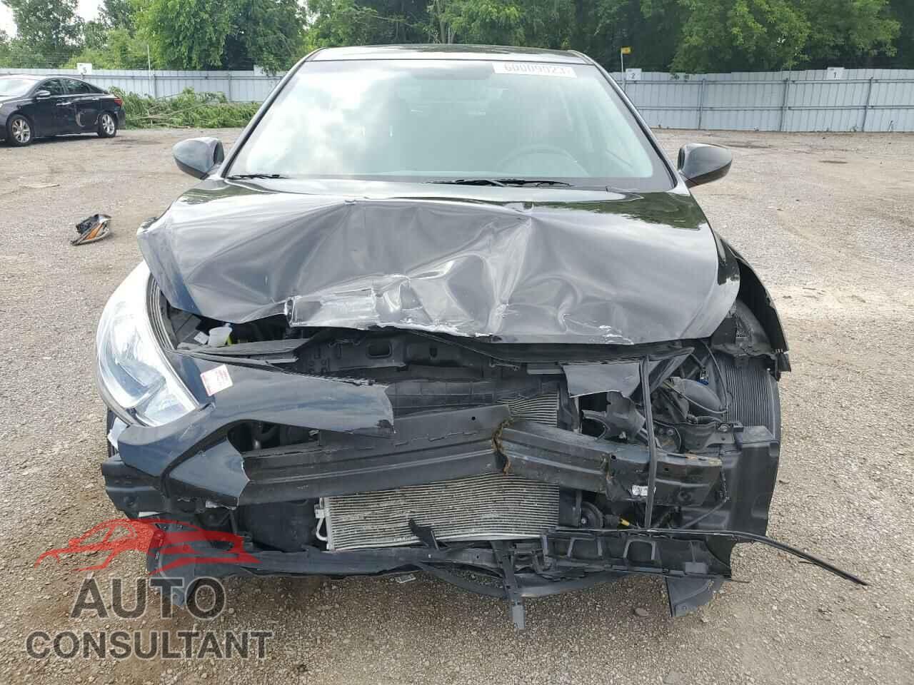 HYUNDAI ACCENT 2017 - KMHCT5AE9HU333003