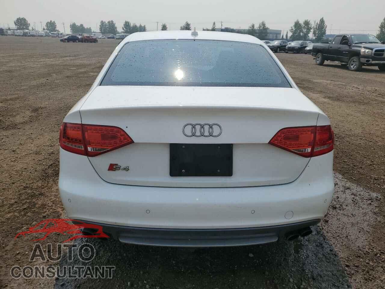 AUDI S4/RS4 2011 - WAUFGCFL4BA006595