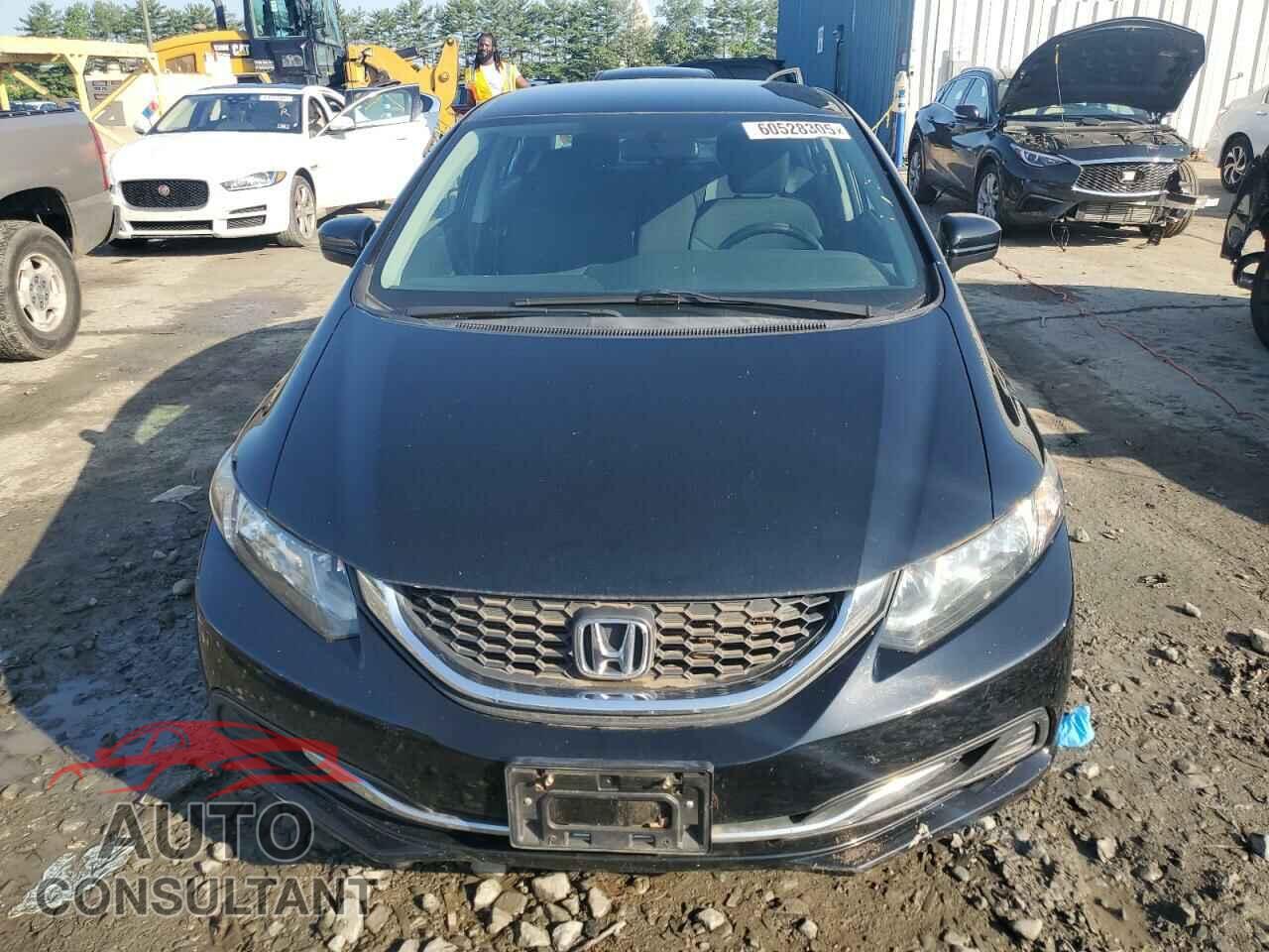 HONDA CIVIC 2015 - 19XFB2F51FE700970