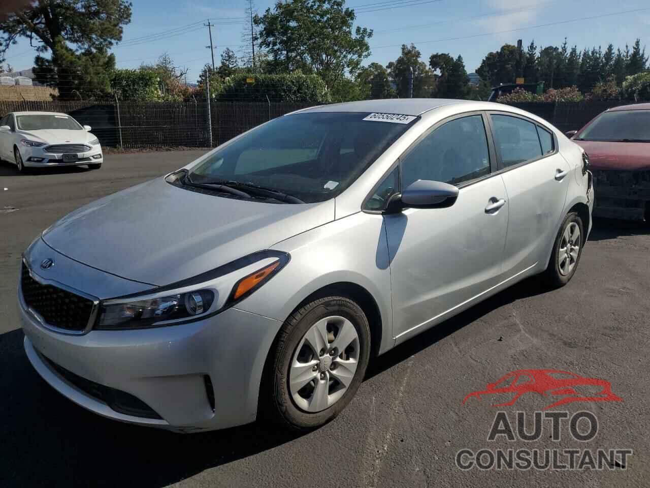 KIA FORTE 2018 - 3KPFL4A75JE262223