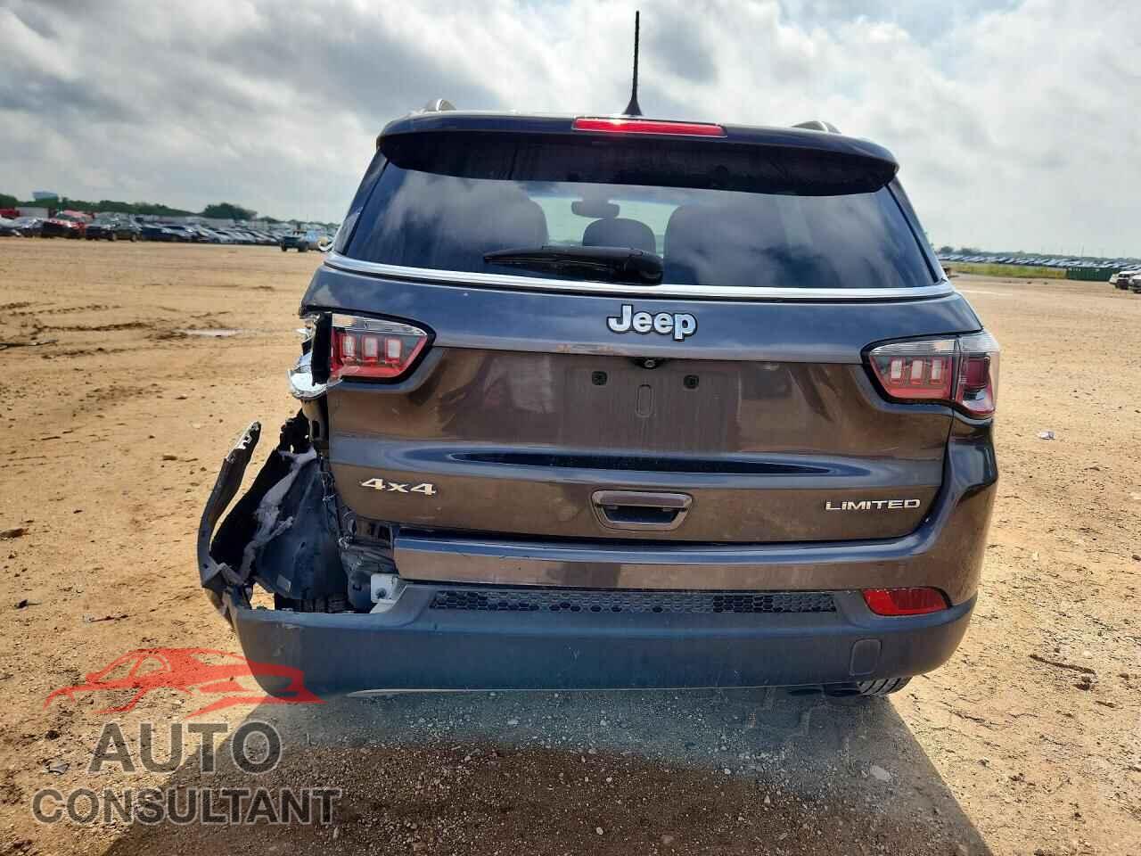 JEEP COMPASS 2018 - 3C4NJDCB5JT337601