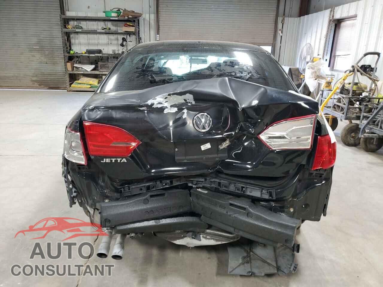 VOLKSWAGEN JETTA 2013 - 3VW2K7AJ4DM399109