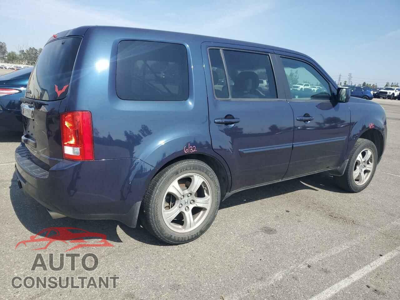 HONDA PILOT 2012 - 5FNYF3H47CB016437