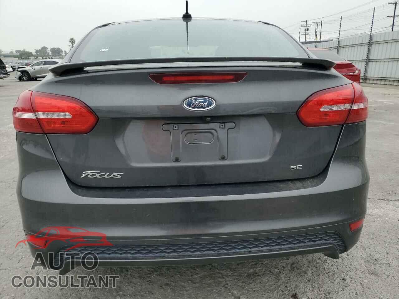 FORD FOCUS 2016 - 1FADP3F23GL405565