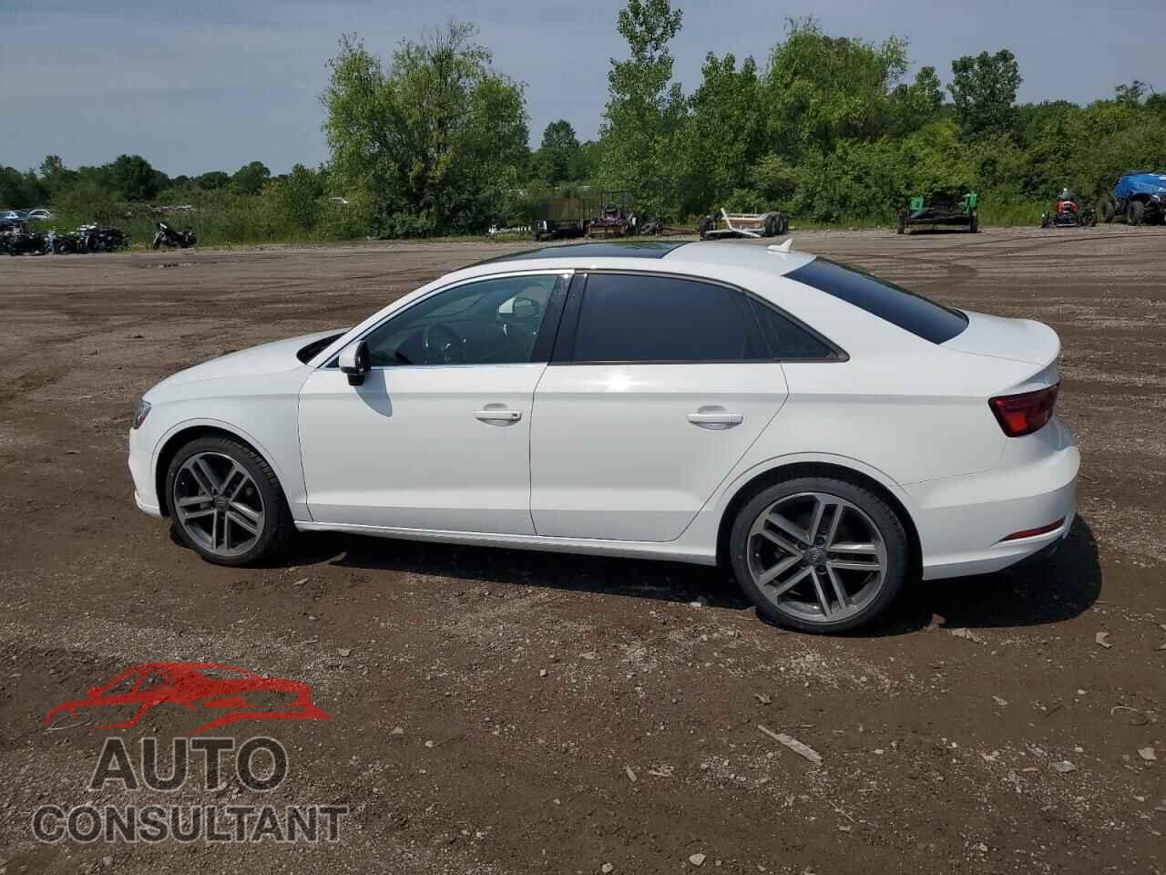 AUDI A3 2018 - WAUAUGFF4J1017177
