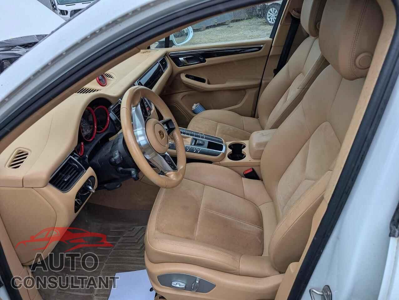 PORSCHE MACAN 2016 - WP1AB2A58GLB46870